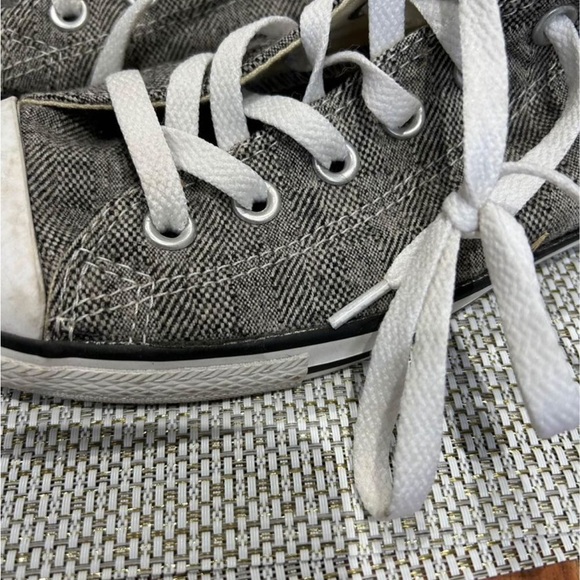 Women’s Converse Shoes - Picture 2 of 3